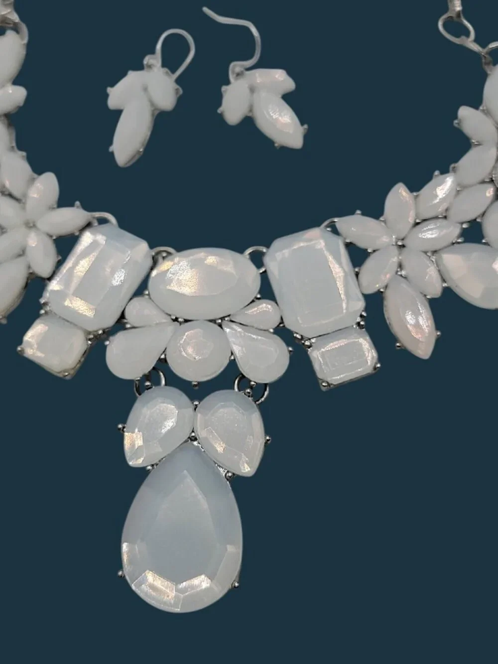 Charming Charlie White Opal Glass Statement Bib Necklace Earring Set Silvertone